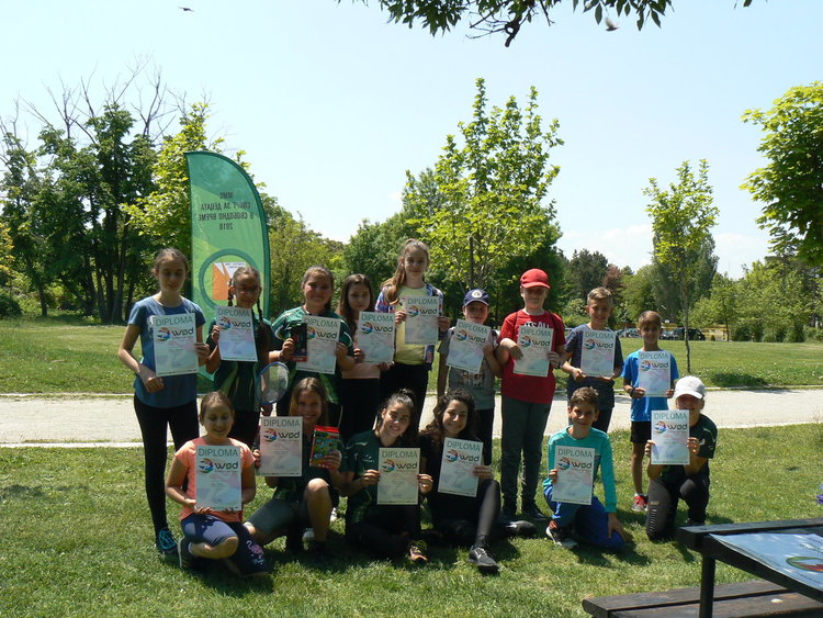 26 деца и възрастни от "Компас" се включиха в Световния ден на ориентирането 