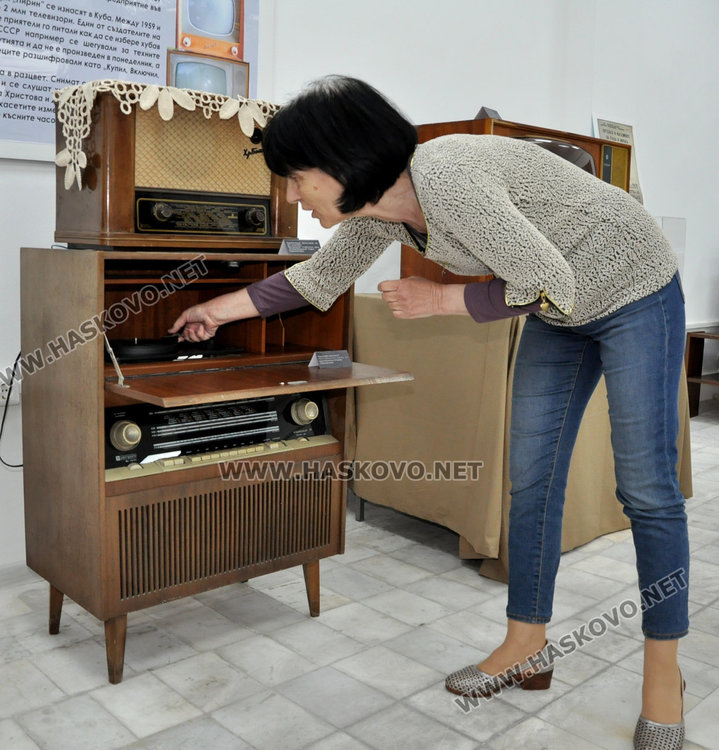 Показаха първия български телевизор в Нощта на музеите в Хасково