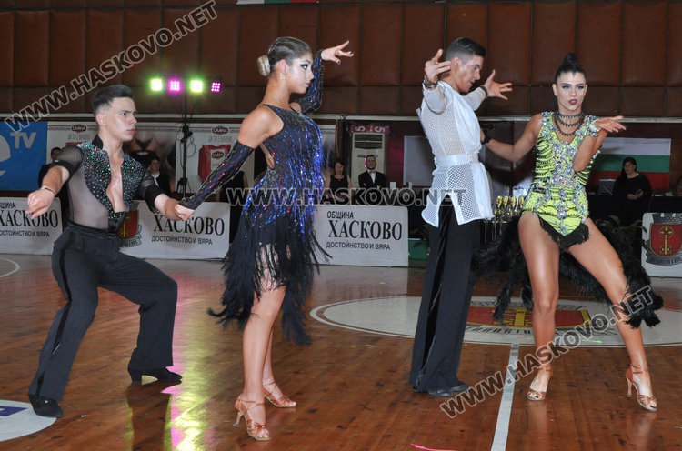 Красота и изящество в националния турнир по спортни танци "Гранд Купа Хасково"