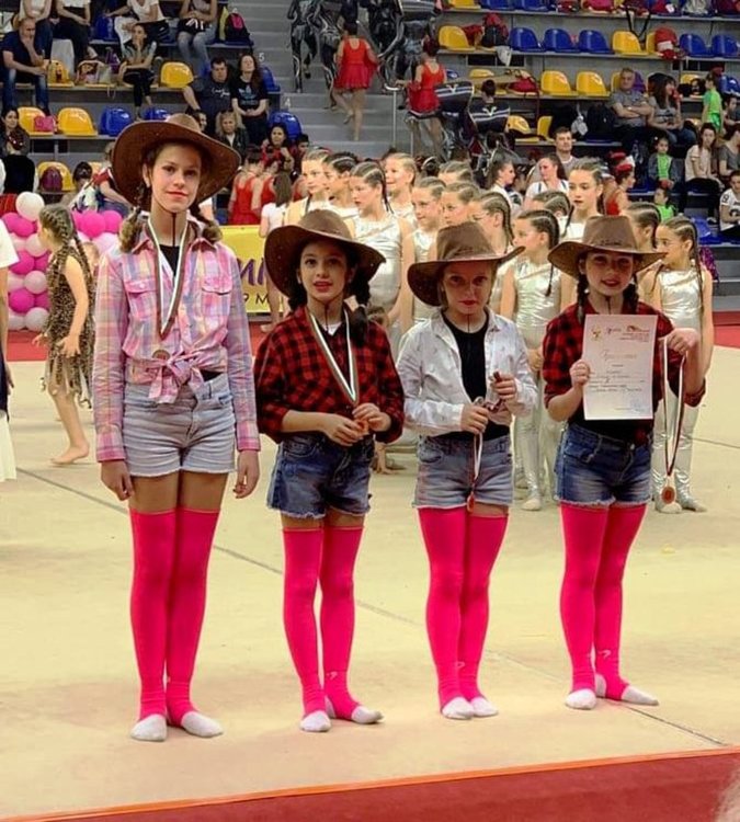 Каубойките на „Калия” с трето място на Държавната гимнастрада в Шумен