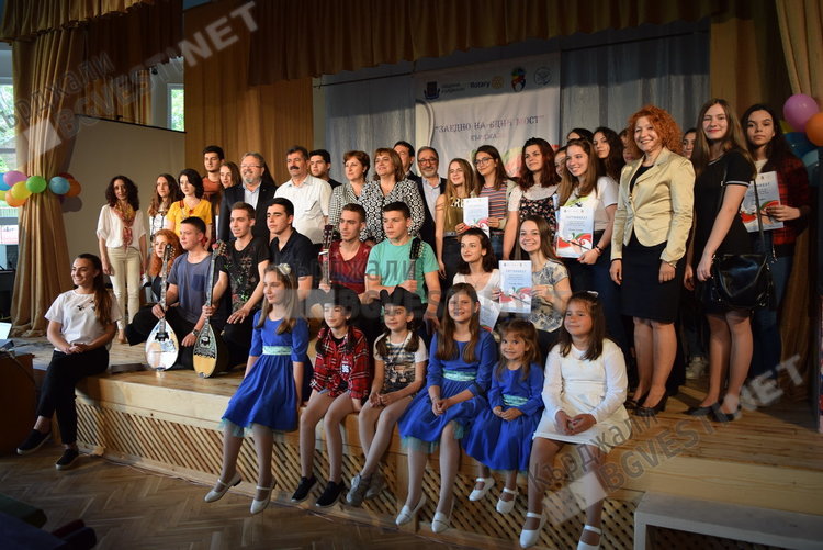 Езикът на изкуството събра талантливи млади хора от три страни в Кърджали