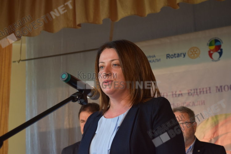 Езикът на изкуството събра талантливи млади хора от три страни в Кърджали