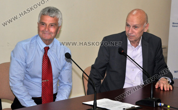 Тракийци празнуват 24 май с песни и приятели