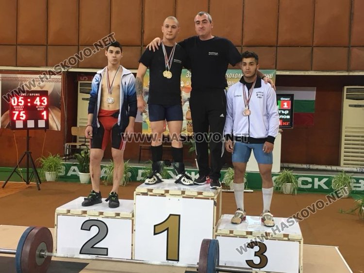 Георги Делчев (вляво)