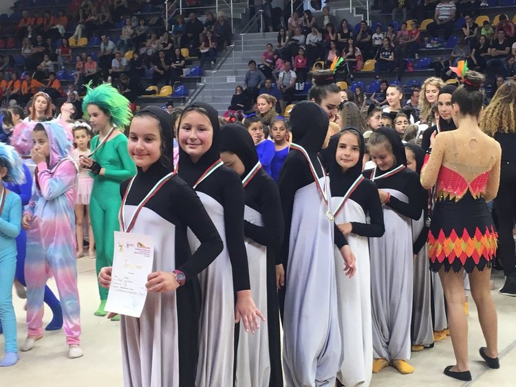 Грациите на „Аида” с три медала от Държавната гимнастрада