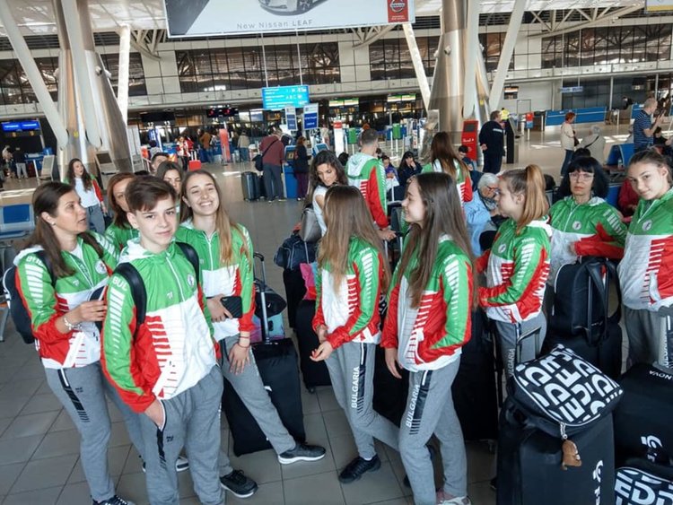 Националите по спортна аеробика с хасковлии в състава си заминаха за европейското в Баку