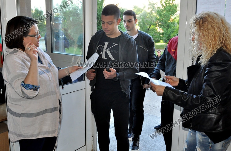 1583 се явиха на матурата по Български език и литература в Хасковско