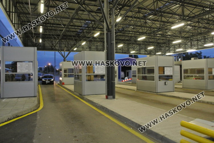 Трафикант налетя да бие митничар на Капитан Андреево