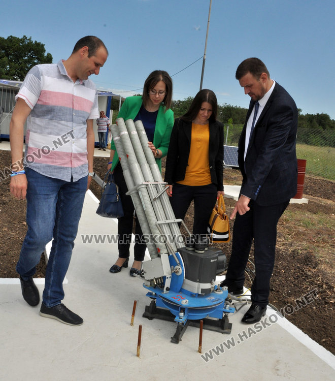 Бранят 1.1 млн. дка земеделски земи в Хасковско с противоградни площадки