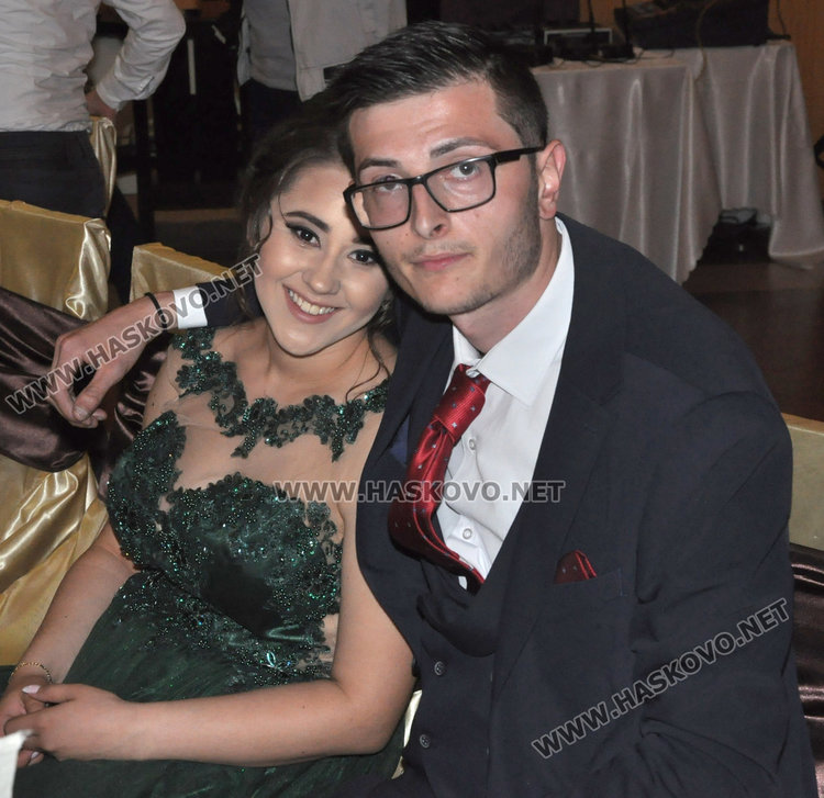 Абитуриентите на „Паисий” последно отброиха от 1 до 12