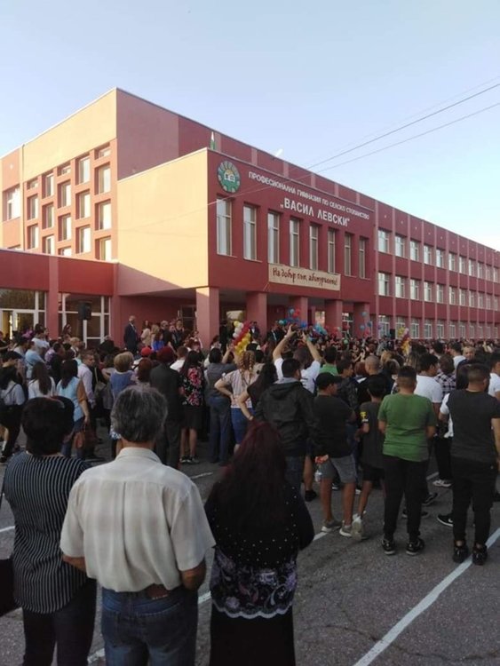 Випуск 2019 г. в Първомай - млади, умни, красиви и дръзновени