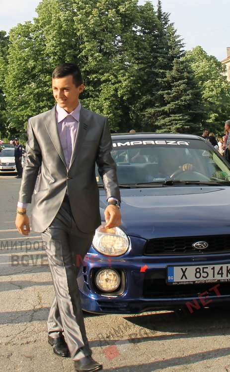 СУ "Любен Каравелов" изпрати своя випуск'2019