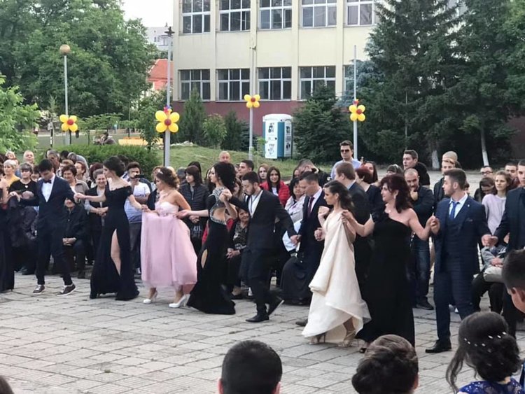 Випуск 2019 г. в Първомай - млади, умни, красиви и дръзновени
