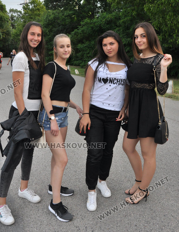 Спортист се яви на бала си на колело