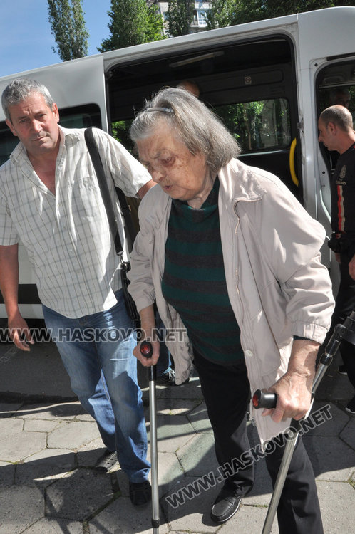 Смяна на председатели и секретари в 21 СИК