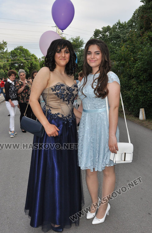 Спортист се яви на бала си на колело