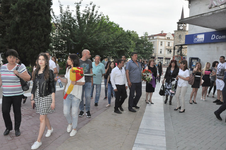 ПГТАТ изпрати Випуск 2019 и чака новата учебна година с нова професионална паралелка