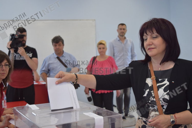 Цвета Караянчева