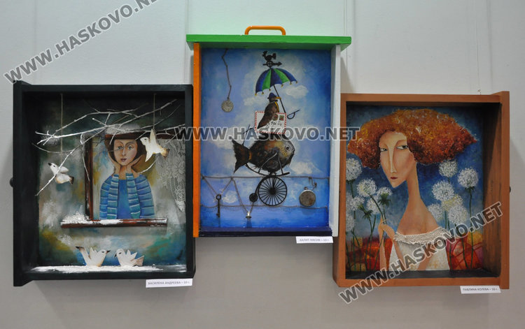 „Колорит“ с изложба „Рисунка в чекмедже“ в галерия „Форум“