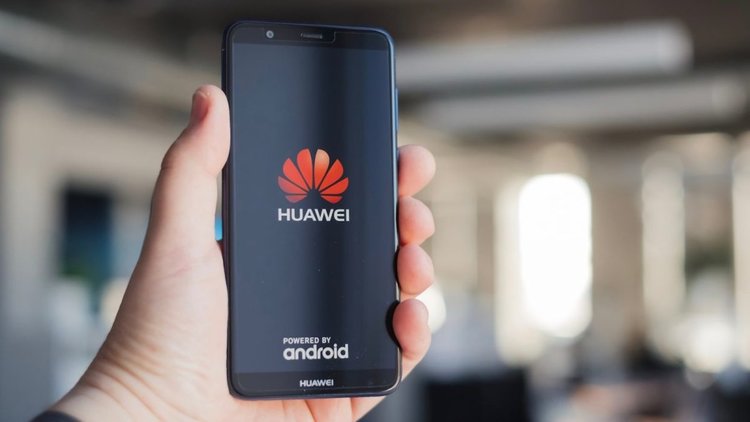 Google срещу Huawei - защо Android може да се окаже големият губещ