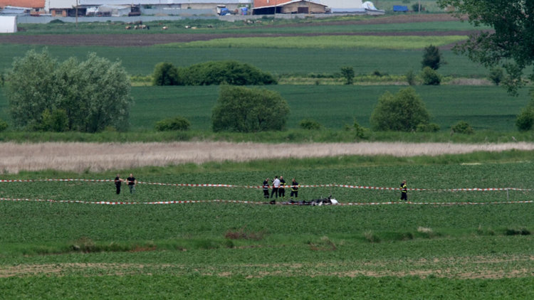 Четири версии за разбилия се самолет край Ихтиман