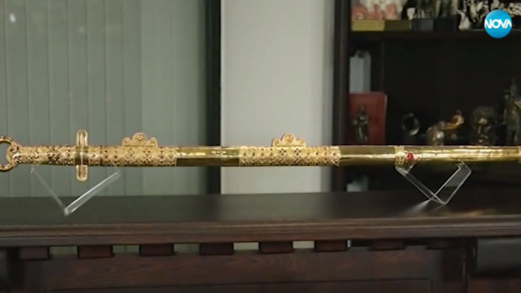 Мечът и пръстенът на хан Кубрат пристигнаха у нас 