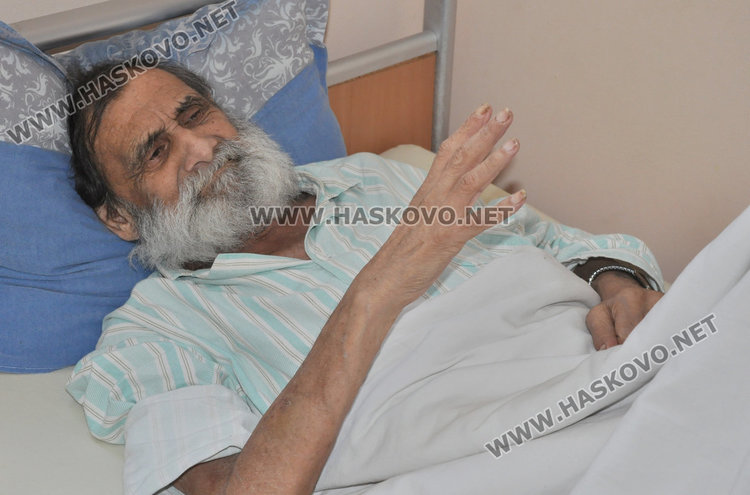 Митко Костов