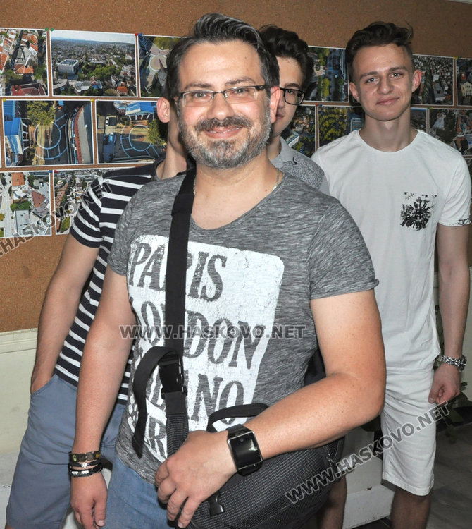 Славян Костов