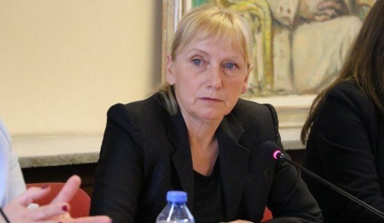 Саздов съди Йончева за 1 млн. лева