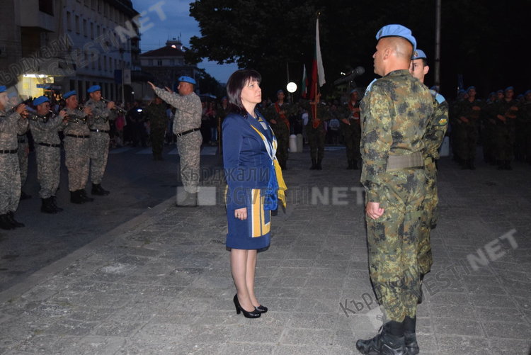 Тържествена заря-проверка в памет на героите утре в Кърджали