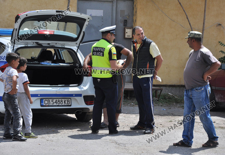 Зафира и каруца катастрофираха до Сточна гара в Хасково