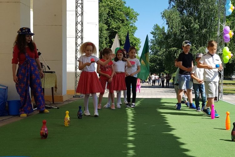 Децата на Първомай се забавляваха на 1 юни