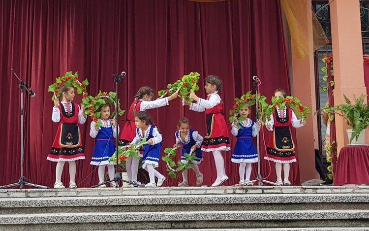 Дъждът премести благотворителният концерт в село Градина на 14 юни 