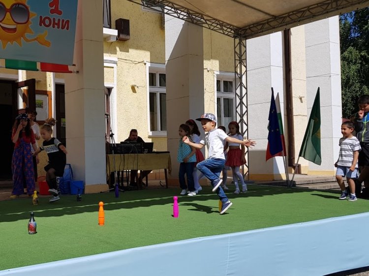 Децата на Първомай се забавляваха на 1 юни