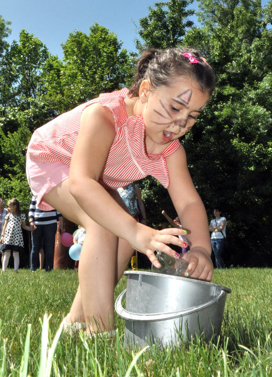 "Кенана" се превърна в алея на забавленията в Деня на детето