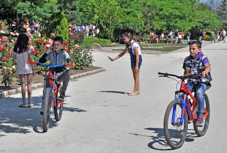 "Кенана" се превърна в алея на забавленията в Деня на детето
