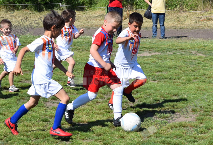 Мини шампионска лига в Кърджали в Деня на детето