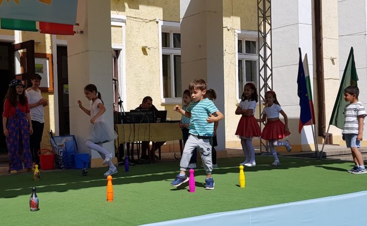 Децата на Първомай се забавляваха на 1 юни