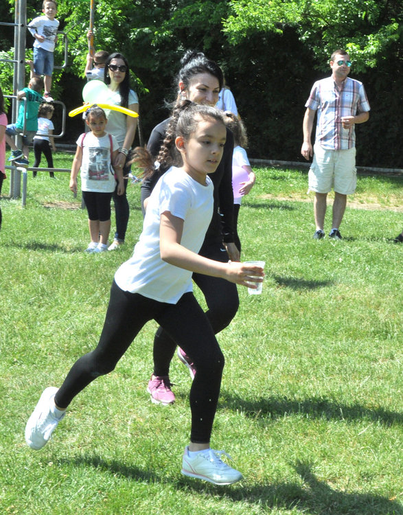 "Кенана" се превърна в алея на забавленията в Деня на детето