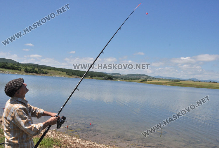 Рибарите откриха сезона с ентусиазъм, но без улов