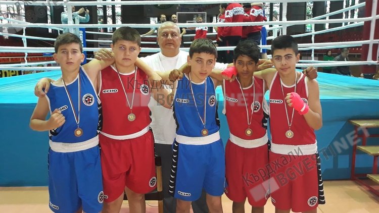 Пет медала  от пет участника на Държавното лично първенство по бокс за „Арда бокс”