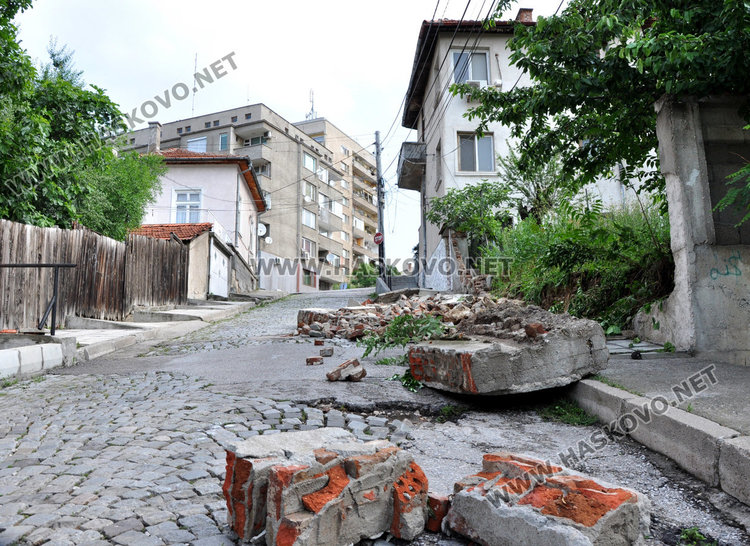 Кметът свика Кризисен щаб за анализ на щетите от проливния дъжд 