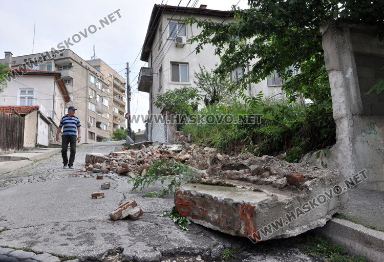 Кметът свика Кризисен щаб за анализ на щетите от проливния дъжд 