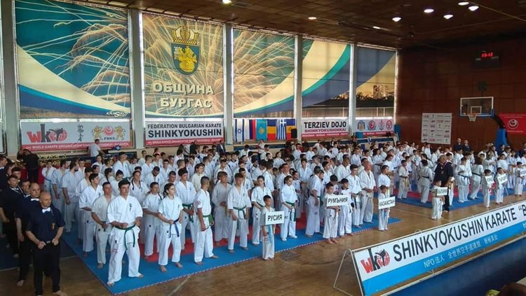 Шест медала за родопски каратеки от международен турнир