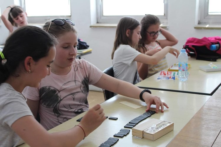 Ученици от Държавната агенция за закрила на детето с две инициативи в Кърджали