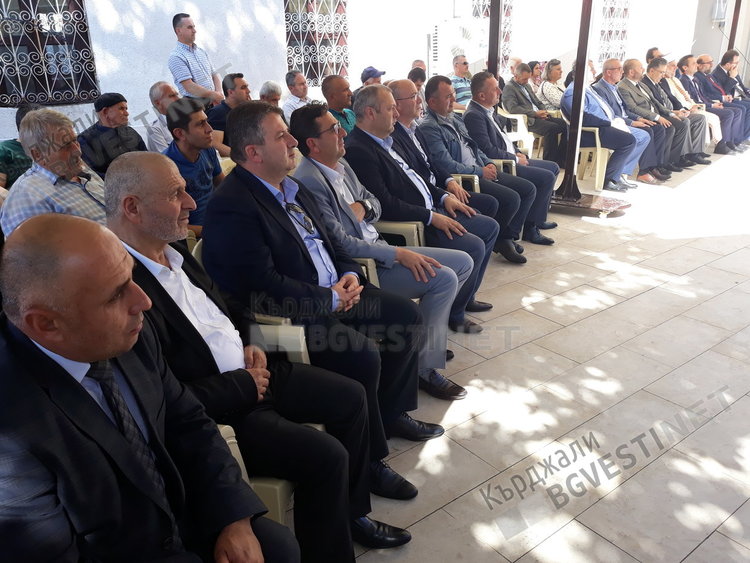 Рамазан Байрам е. Мюсюлманите в Кърджали с обновен храм