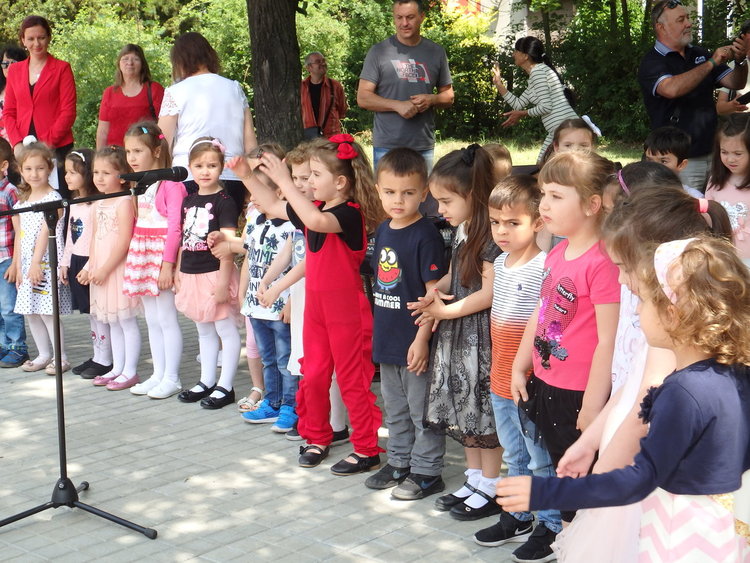 Нова детска площадка бе открита днес в Димитровград