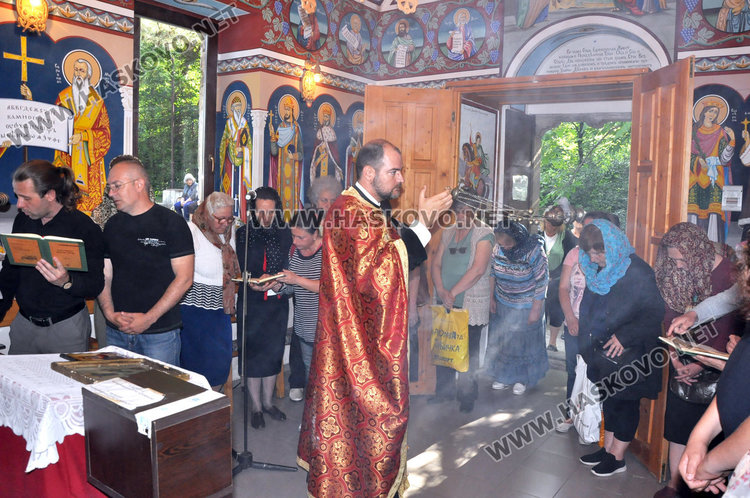 Вечерна литургия във „Възнесение Господне” преди Спасовден