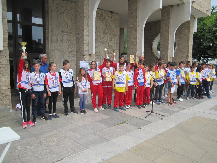 Второ и трето място завоюваха първомайските отбори по приложно колоездене