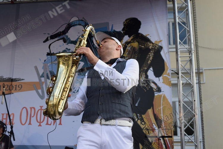 Музиката на Свободата събра кърджалийци пред Дома на културата